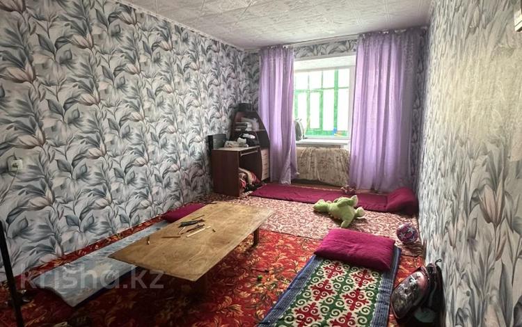 2-бөлмелі пәтер · 45.1 м² · 2/5 қабат, Камзина 23, бағасы: 9 млн ₸ в Аксу — фото 2