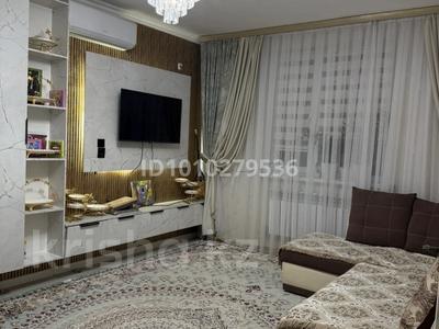 2-бөлмелі пәтер · 61 м² · 5/12 қабат, мкр Шымсити 28 — Байкен магазин 135 школа садик, бағасы: 28 млн ₸ в Шымкенте, Абайский р-н