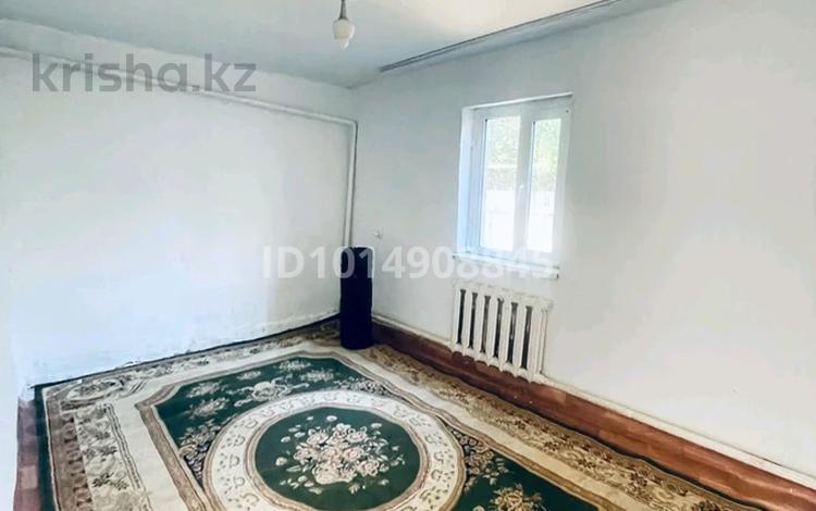 Жеке үй · 3 бөлме · 50 м² · 5 жүзд., УВД-3 УЧАСТОК 42 — ТД Скала, бағасы: 80 000 ₸ в Актобе, мкр. Курмыш — фото 2