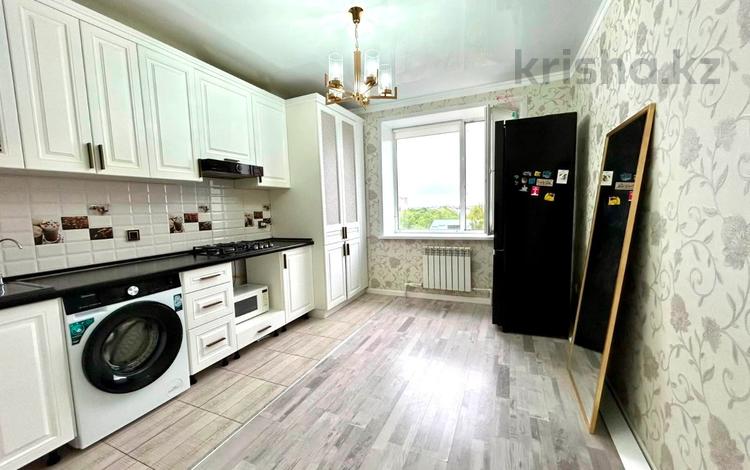 1-комнатная квартира · 37.7 м² · 5/5 этаж, Авиатор 1к — КазАэроНавигация за 11 млн ₸ в Актобе, мкр Авиатор — фото 6