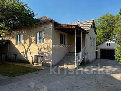 Отдельный дом · 5 комнат · 200 м² · 18 сот., Алтынсарина 2 за 34 млн 〒 в Бадаме