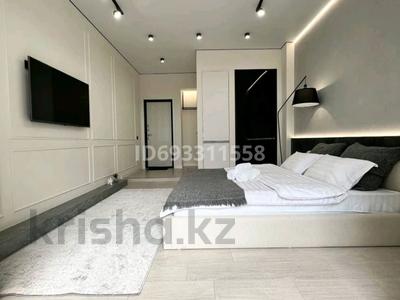 1-комнатная квартира, 50 м², 4/12 этаж посуточно, Пр.Тайманова 48 за 17 000 〒 в Атырау