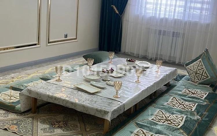 2-комнатная квартира · 70 м² · 1/6 этаж, 38-й мкр 3 за 200 000 ₸ в Актау — фото 2