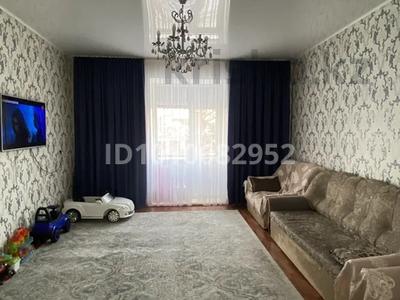 4-бөлмелі пәтер · 98.2 м² · 3/3 қабат, Металлургов 13, бағасы: 29 млн ₸ в Усть-Каменогорске, Ульбинский