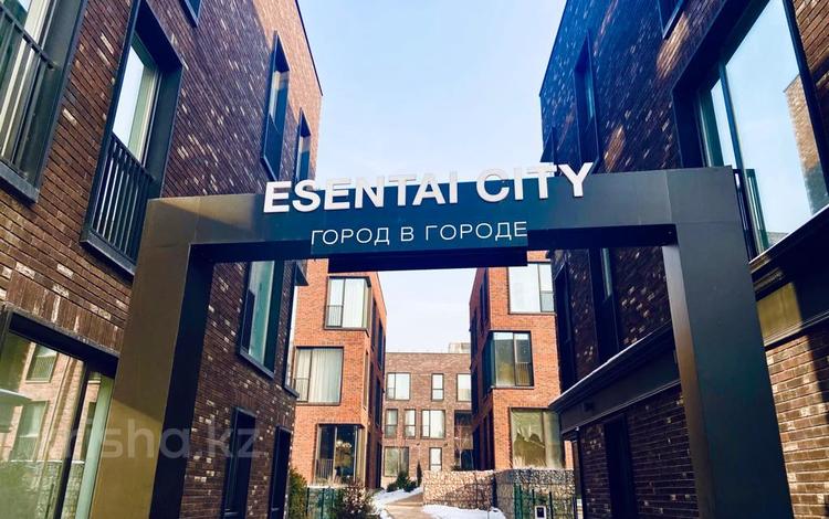 6-бөлмелі пәтер · 250 м² · 3/3 қабат, Аль- Фараби 116, бағасы: 350 млн ₸ в Алматы, Медеуский р-н — фото 2