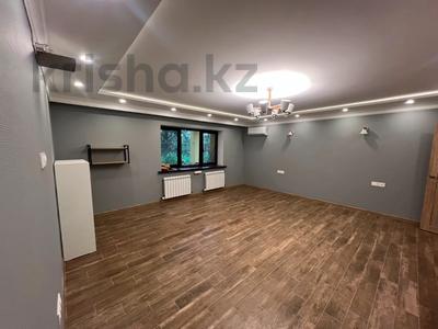 Жеке үй · 4 бөлме · 350 м² · 6 жүзд., Банковская, бағасы: 1.5 млн ₸ в Алматы, Медеуский р-н
