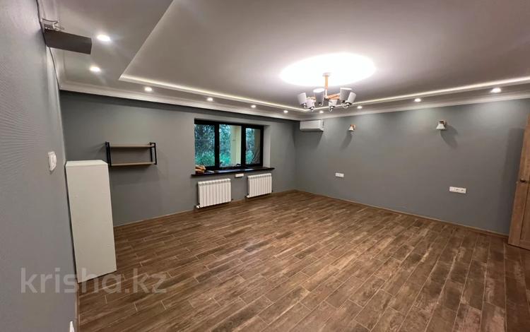 Жеке үй · 4 бөлме · 350 м² · 6 жүзд., Банковская, бағасы: 1.5 млн ₸ в Алматы, Медеуский р-н — фото 14