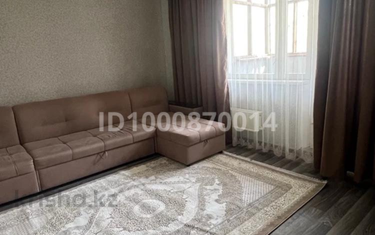 1-комнатная квартира · 39 м² · 3/12 этаж, мкр Аксай-1А 7 за 230 000 ₸ в Алматы, Ауэзовский р-н — фото 9