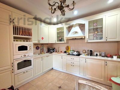 3-комнатная квартира · 110 м² · 5/5 этаж, Мирас 157 за 600 000 ₸ в Алматы, Бостандыкский р-н