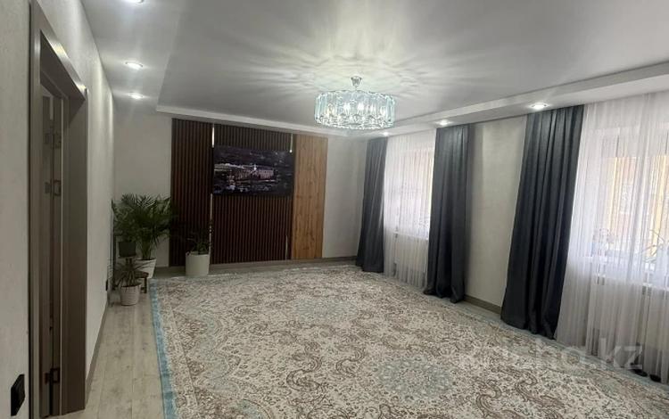 3-бөлмелі пәтер · 125 м² · 4/5 қабат, Алтын орда, бағасы: 42 млн ₸ в Актобе — фото 2