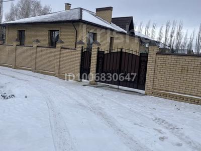 Отдельный дом · 4 комнаты · 300 м² · 10 сот., Актогайская 14 — Ракетная , пост гаи берег. за 65 млн 〒 в Павлодаре