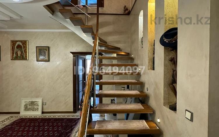 5-бөлмелі пәтер · 450 м² · 6/7 қабат, Каратаева 38а-в — Желтоксан-Темирязева, бағасы: 2.3 млн 〒 в Алматы, Бостандыкский р-н — фото 2