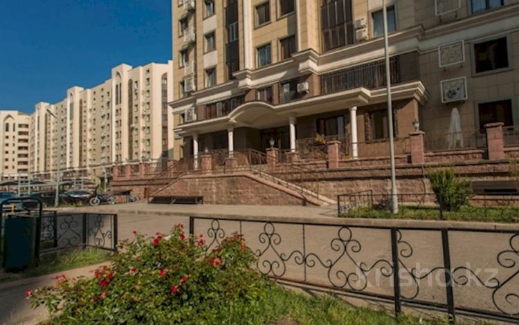 2-комнатная квартира, 81 м², 4/9 этаж, Аскарова Асанбая 21 за 56.5 млн 〒 в Алматы, Бостандыкский р-н — фото 2