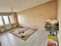 2-бөлмелі пәтер · 43 м² · 5/5 қабат, 11-шағынаудан 97Б — За остановкой Алатау, бағасы: 16.5 млн ₸ в Шымкенте, Енбекшинский р-н