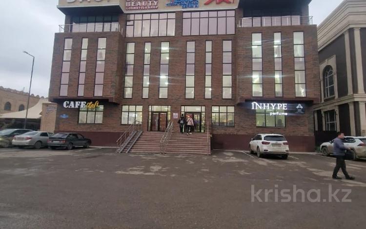 Дүкендер мен бутиктер · 33 м², бағасы: 4 млн 〒 в Актобе — фото 2