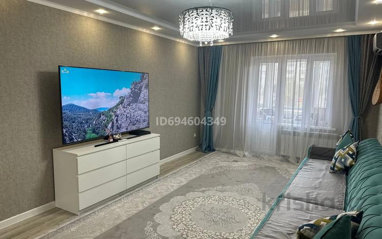 3-бөлмелі пәтер · 90 м² · 1/9 қабат, мкр. Зачаганск пгт, бағасы: 36 млн ₸ в Уральске — фото 2