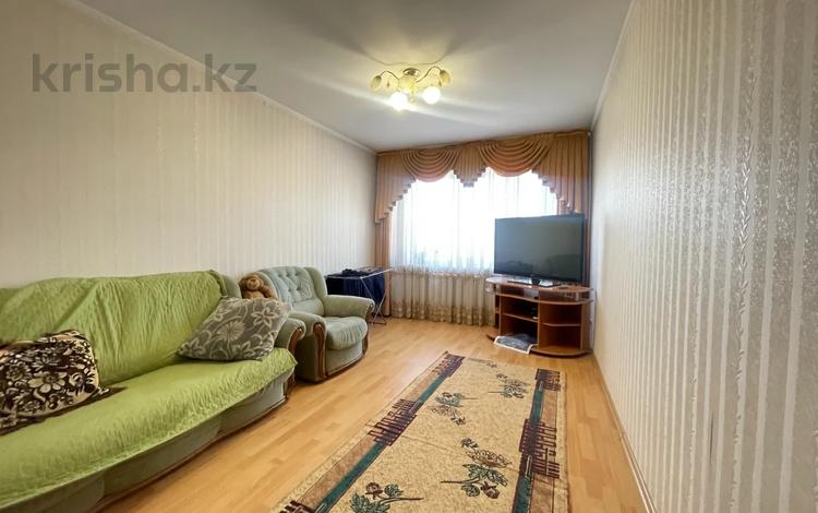 3-бөлмелі пәтер · 64 м² · 8/9 қабат, Жамбыла Жабаева, бағасы: ~ 38.8 млн ₸ в Петропавловске — фото 2