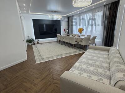 4-комнатная квартира · 170 м² · 4/22 этаж, Аль-Фараби за 245 млн ₸ в Алматы, Бостандыкский р-н