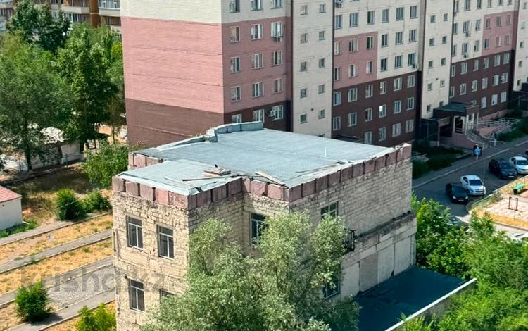 Еркін, кеңселер, дүкендер мен бутиктер, қоймалар, жқб, автосервистер мен көлік жуу, қоғамдық тамақтану орны, сұлулық салондары, ауыл шаруашылығы, монша, қонақ үй және демалыс орындары, медорталықтар мен дәріханалар, білім орталықтары, ойын-сауық · 800 м², бағасы: 160 млн ₸ в Павлодаре — фото 3