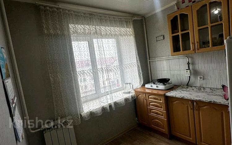 1-комнатная квартира, 30 м², 4/5 этаж, ауельбекова за 10.5 млн 〒 в Кокшетау — фото 2