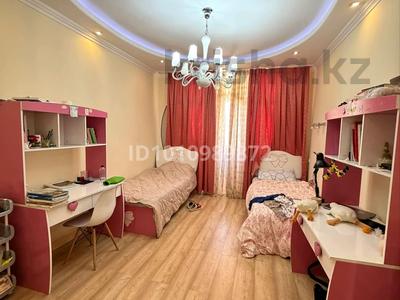 3-комнатная квартира · 90 м² · 17/18 этаж, Навои 208 — Торайгырова за 65 млн ₸ в Алматы, Бостандыкский р-н