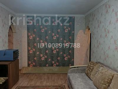 3-бөлмелі пәтер · 64 м² · 4/4 қабат, мкр 16-й военный городок, Суюнбая 292 — Возле остановки, бағасы: 31 млн ₸ в Алматы, Турксибский р-н