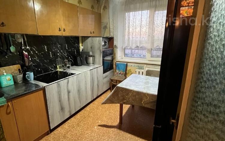 3-бөлмелі пәтер · 62.5 м² · 9/9 қабат, Восток-3 ш/а. 16, бағасы: 14.8 млн ₸ в Караганде, Алихана Бокейханова р-н — фото 14
