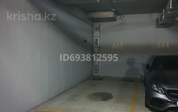 Паркинг · 16 м² · Аль-Фараби 21, бағасы: 40 000 ₸ в Алматы, Бостандыкский р-н — фото 2