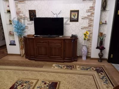 4-комнатная квартира · 193.8 м² · 1/2 этаж, Джамбула 97 за 100 млн 〒 в Костанае