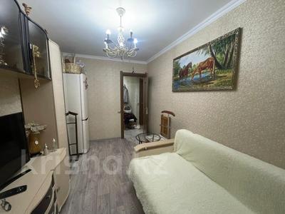 3-бөлмелі пәтер, 57 м², 1/5 қабат, 12й микрорайон 38, бағасы: 12.5 млн 〒 в Караганде, Алихана Бокейханова р-н