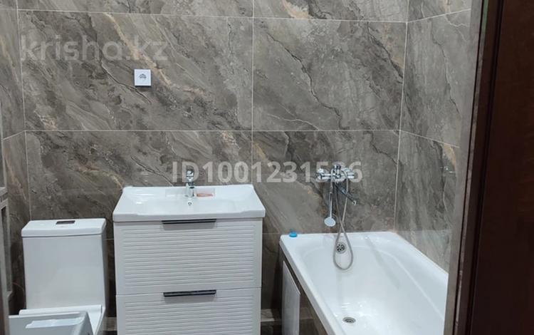 2-бөлмелі пәтер · 62 м² · 6/12 қабат, Райымбека 351/1 — Райымбека Емцова, бағасы: 25 000 ₸ в Алматы, Алатауский р-н — фото 3