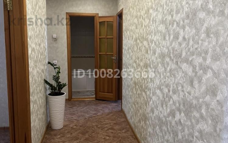 3-комнатная квартира · 70 м² · 6/9 этаж, Проспект Назарбаева (Кутузова) 34 за 200 000 ₸ в Павлодаре — фото 12