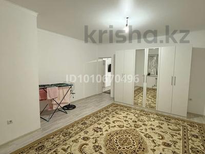 3-бөлмелі пәтер · 84 м² · 4/5 қабат, мкр Туран 27 Б, бағасы: 180 000 ₸ в Шымкенте, Каратауский р-н