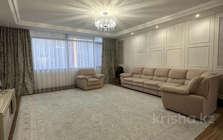 4-комнатная квартира · 159 м² · 20/25 этаж, Кошкарбаева 8 за 115 млн ₸ в Астане, Сарайшык р-н — фото 2