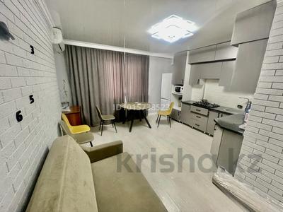 3-бөлмелі пәтер · 80 м² · 1/5 қабат, Сейфулина 2Д — 3 поросенка, бағасы: 250 000 ₸ в Конаеве