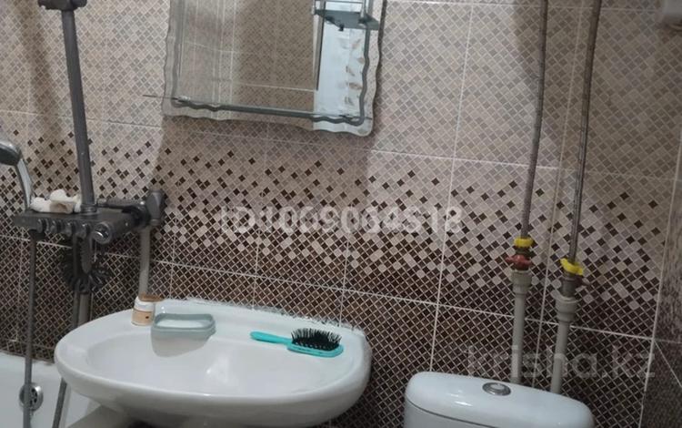 1-бөлмелі пәтер · 38 м² · 4/5 қабат, мкр Алатау 34, бағасы: 90 000 ₸ в Таразе — фото 2