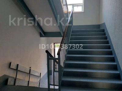 Продажа квартир в Актюбинской обл.: 1-комнатная квартира · 54.5 м² · 1/5 этаж, мкр. Алтын орда, Мкрн Батыс-2 19Б за 21 млн 〒 1-комнатная квартира · 54.5 м² · 1/5 этаж, мкр. Алтын орда, Мкрн Батыс-2 19Б за 21 млн 〒 в Актобе