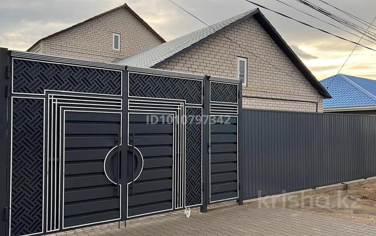 Жеке үй · 5 бөлме · 200 м² · 7 жүзд., Братья Жубанова 158, бағасы: 37.5 млн ₸ в Актобе — фото 2