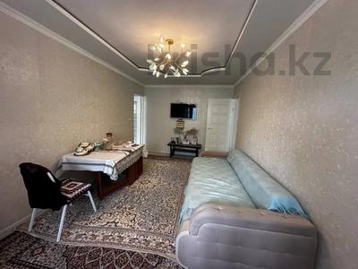 2-комнатная квартира, 43.7 м², 2/5 этаж, мангельдина за 19.3 млн 〒 в Шымкенте, Абайский р-н