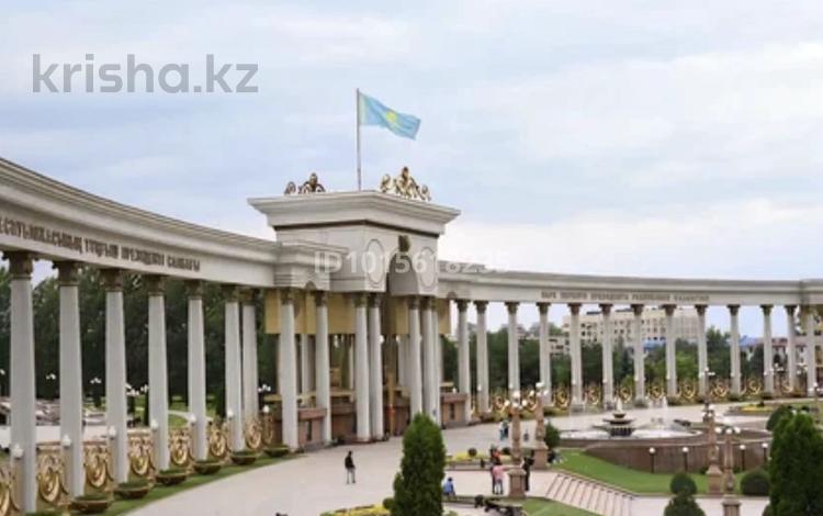 Отдельный дом · 6 комнат · 270 м² · 7 сот., мкр Хан Тенгри — Дулати за 199 000 ₸ в Алматы, Бостандыкский р-н — фото 2