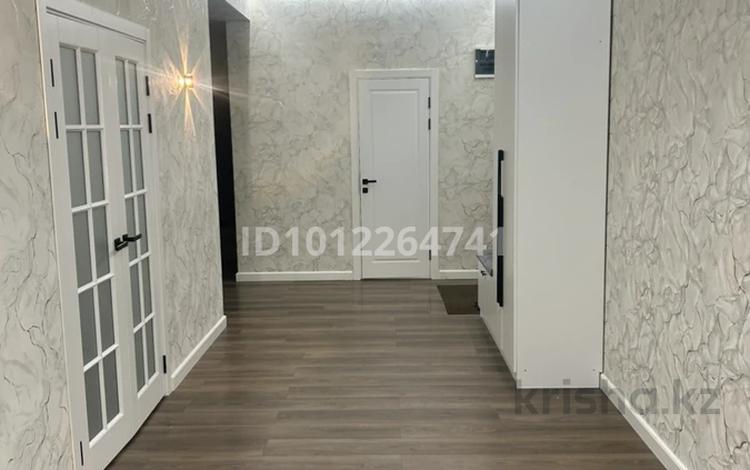 3-бөлмелі пәтер · 117 м² · 3/10 қабат, 18-й мкр. 4, бағасы: 52 млн ₸ в Актау, 18-й мкр  — фото 2