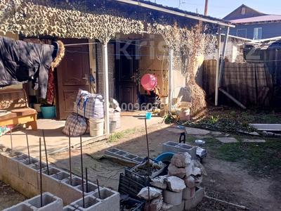 Часть дома · 4 комнаты · 51 м² · 1 сот., Орджоникидзе 76 за 28 млн ₸ в Алматы, Турксибский р-н