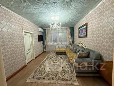 3-комнатная квартира · 75 м² · 2/2 этаж, Рыбная за 19 млн 〒 в Караганде, Казыбек би р-н