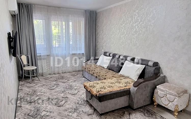 1-комнатная квартира · 32 м² · 2/5 этаж, 11-й микрорайон 97 за 160 000 ₸ в Шымкенте, Енбекшинский р-н — фото 2