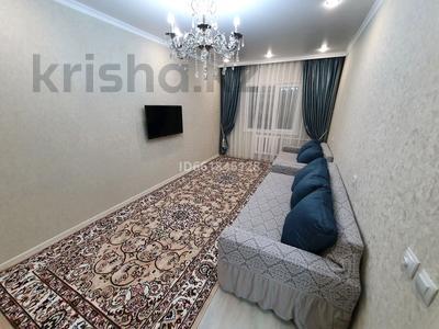 2-комнатная квартира, 61 м², 1/5 этаж помесячно, Мкр Каратал 6 за 250 000 〒 в Талдыкоргане
