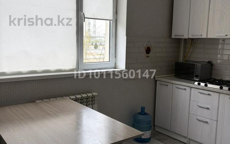 2-комнатная квартира · 60 м², 16-й мкр. 42 за 180 000 〒 в Актау, 18-й мкр  — фото 2