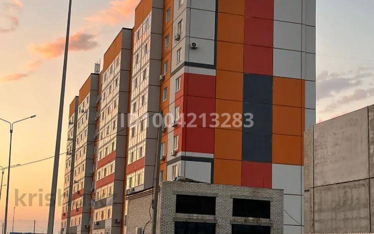 3-бөлмелі пәтер · 101 м² · 9/10 қабат, Самал 110 — Жайык Арена, бағасы: 34 млн ₸ в Уральске — фото 5