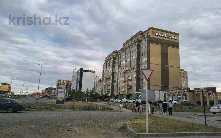 2-комнатная квартира · 64 м² · 10/10 этаж, мкр. Алтын орда, Мангилик Ел 20, 20 к1-2 за 17 млн ₸ в Актобе — фото 2
