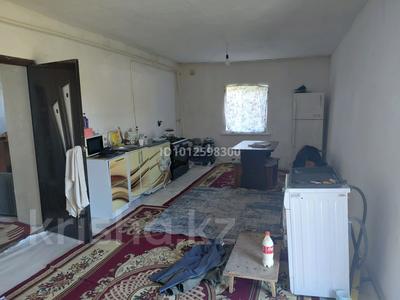 Отдельный дом · 5 комнат · 300 м² · 20 сот., Калаубаева 19 за 11 млн ₸ в Шакена Ниязбекова (Бесжылдык)