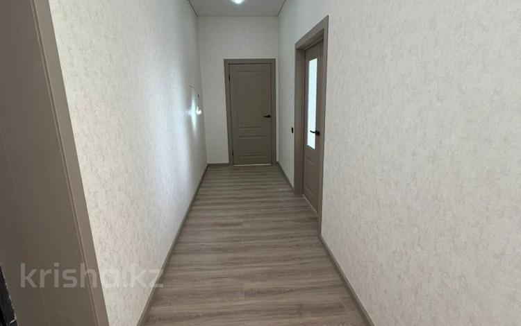 2-бөлмелі пәтер · 71.7 м² · 8/9 қабат, Достык, бағасы: 28.5 млн ₸ в Уральске — фото 6